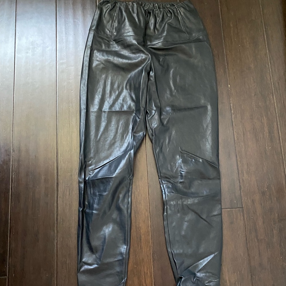 Aritzia Wilfred Free Daria Leather Legging